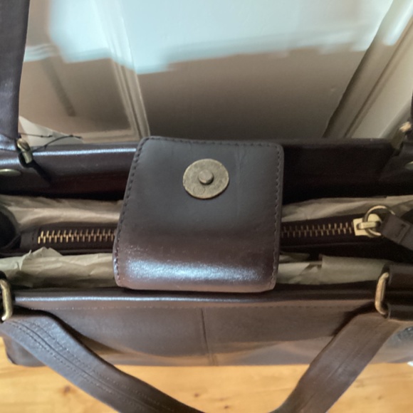 NWT Jones of New York  Dark Brown soft leather handbag - Picture 5 of 14
